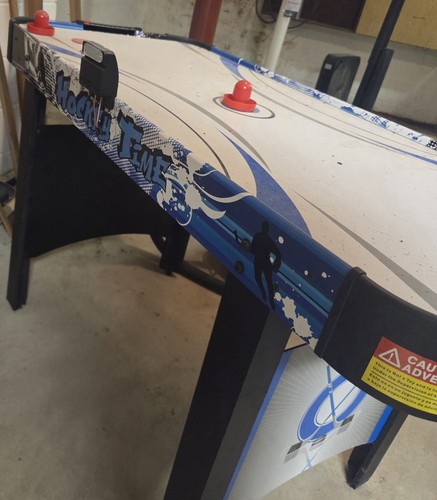 Air hockey table with - air,